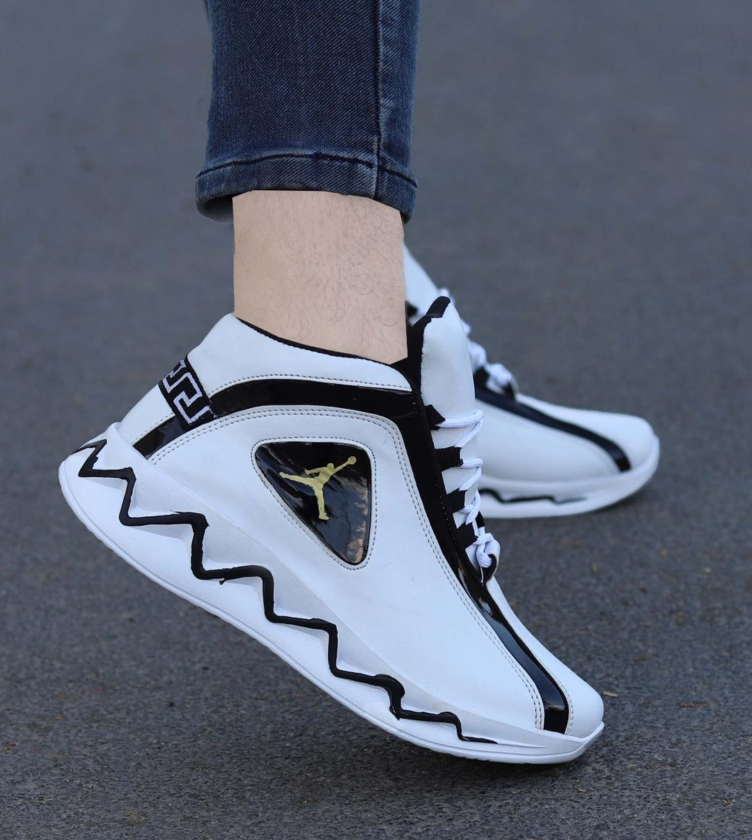 White Color Mens Stylish Casual Shoes