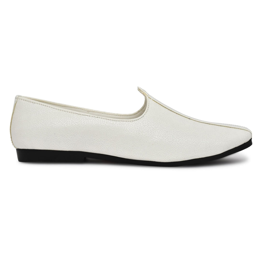 White Trendy Men's Casual Loafers